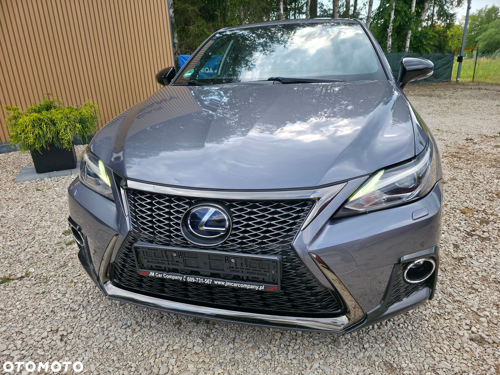 Lexus CT - 7