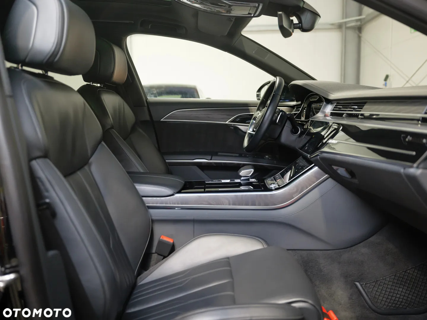 Audi A8 - 24