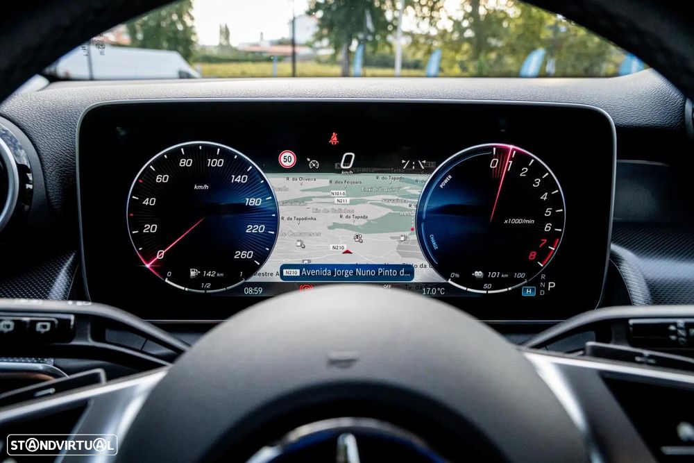 Mercedes-Benz GLC 300 e 4Matic 9G-TRONIC AMG Line Advanced - 25
