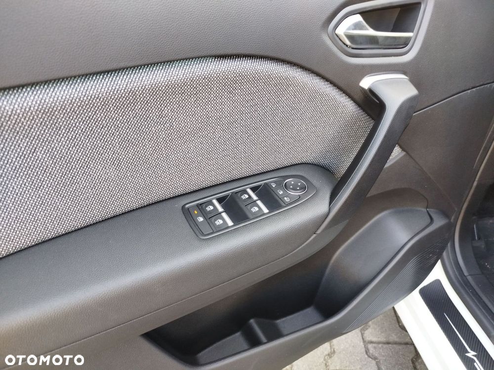 Renault Captur 1.0 TCe Techno - 10