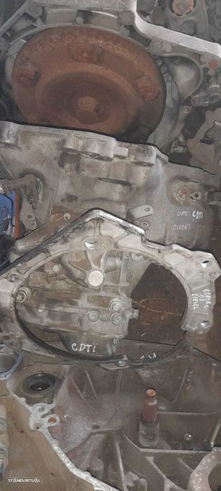 Caixa de velocidades opel corsa c 1.3cdti de 2004 - 1