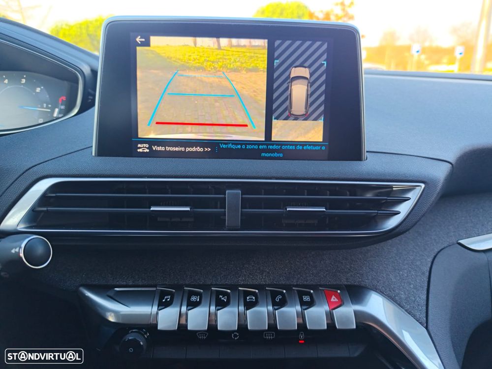 Peugeot 3008 1.6 BlueHDi Crossway EAT6 - 12