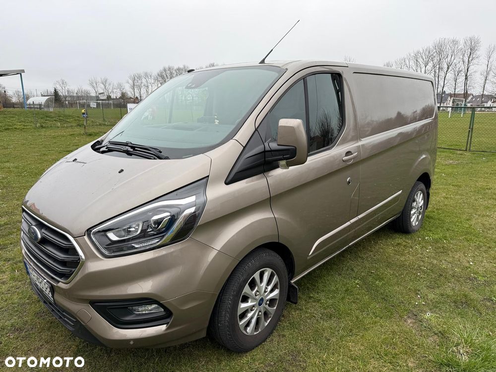 Ford TRANSIT CUSTOM - 1