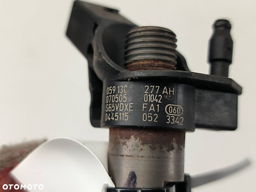 WTRYSKIWACZ AUDI A6 C6 059130277AH - 6