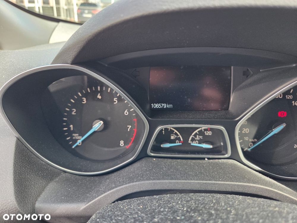 Ford Kuga 1.5 EcoBoost 2x4 Titanium - 6