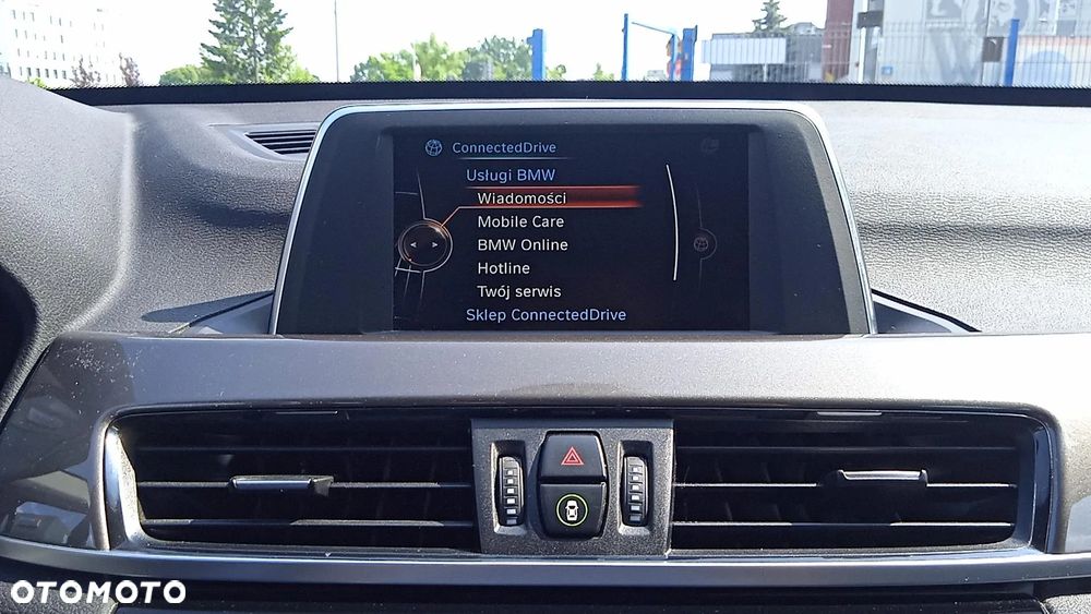 BMW X1 sDrive18d xLine - 18