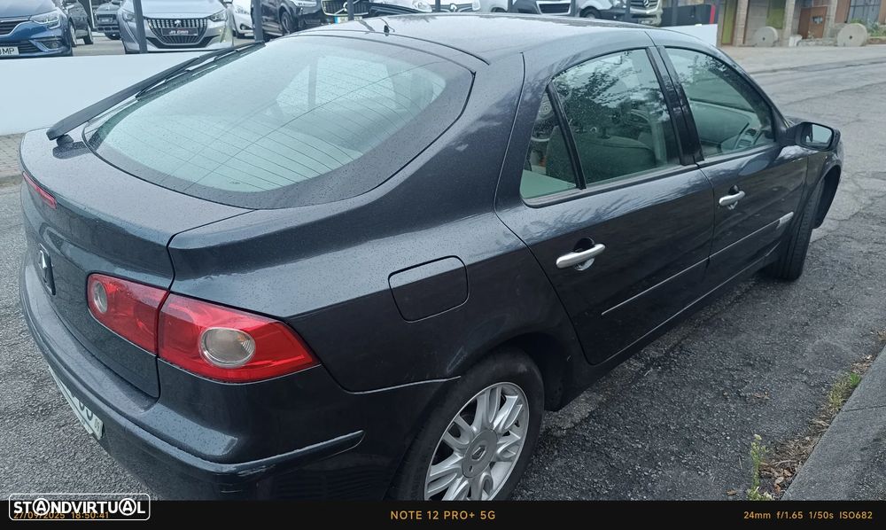 Renault Laguna 1.9 dCi Initiale - 7