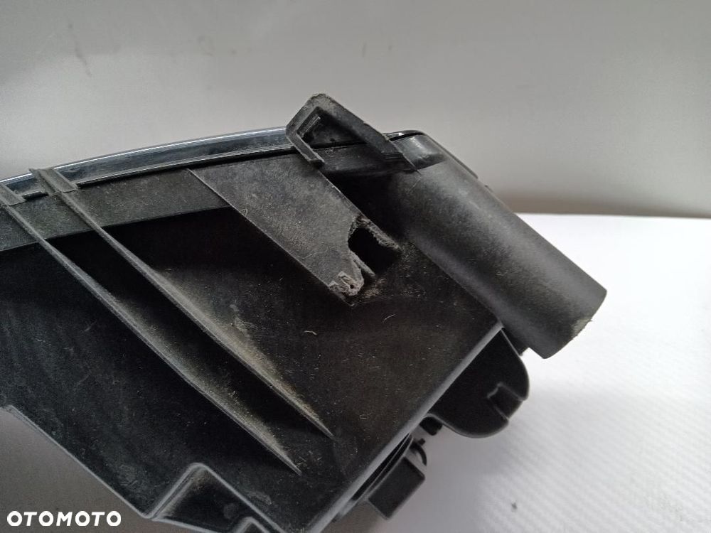 HALOGEN PRAWY VW TOURAN II 5TA941662 - 12