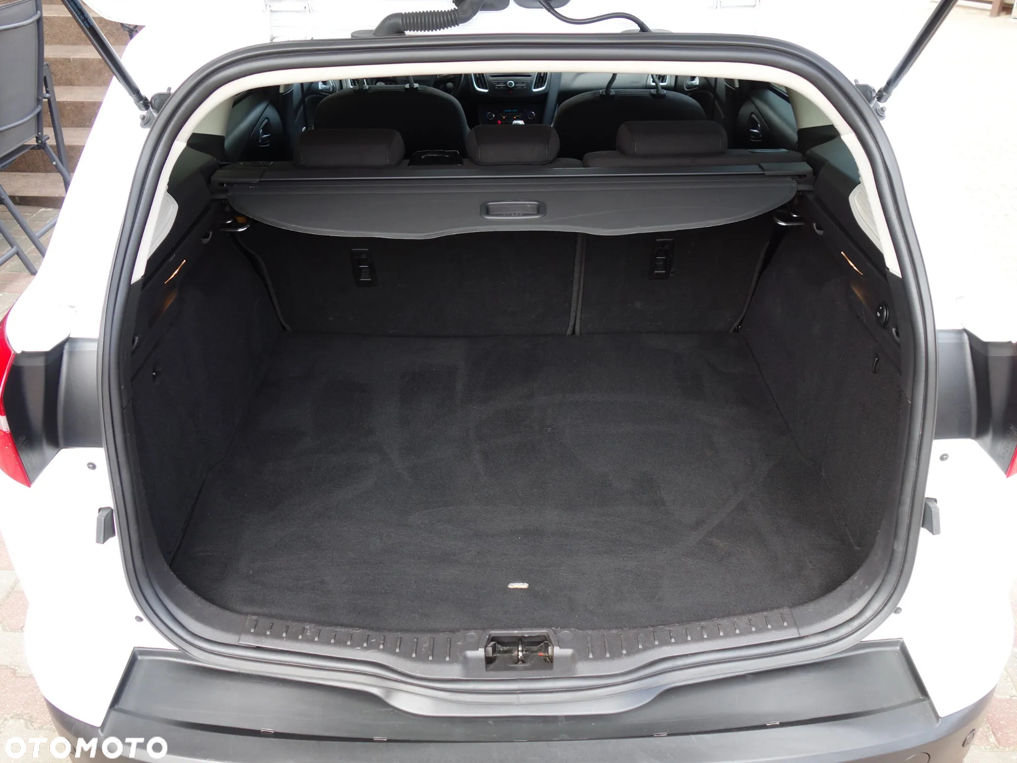 Ford Focus Turnier 1.5 EcoBlue Start-Stopp-System TITANIUM - 14