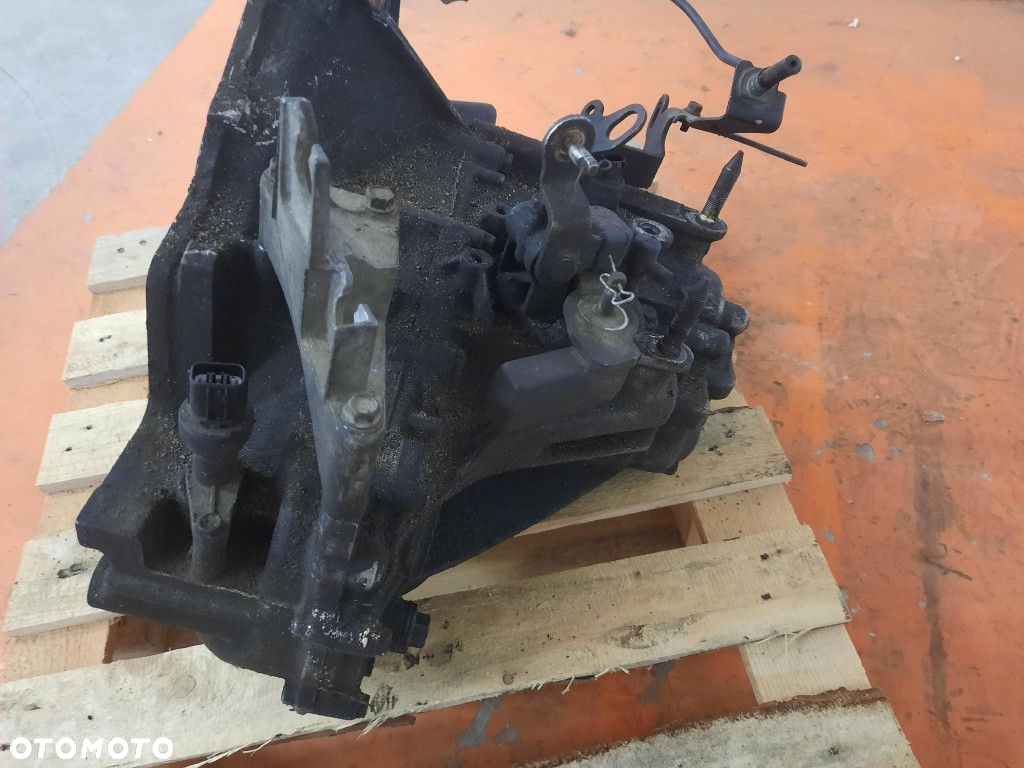 HONDA CIVIC VII 3D 1.4MT 90KM 03-05 SKRZYNIA BIEGÓW MANUALNA  D14Z6 - 7