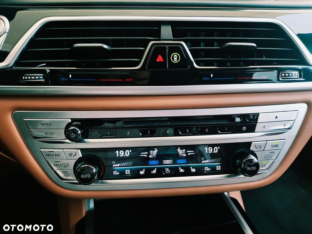 BMW Seria 7 - 19