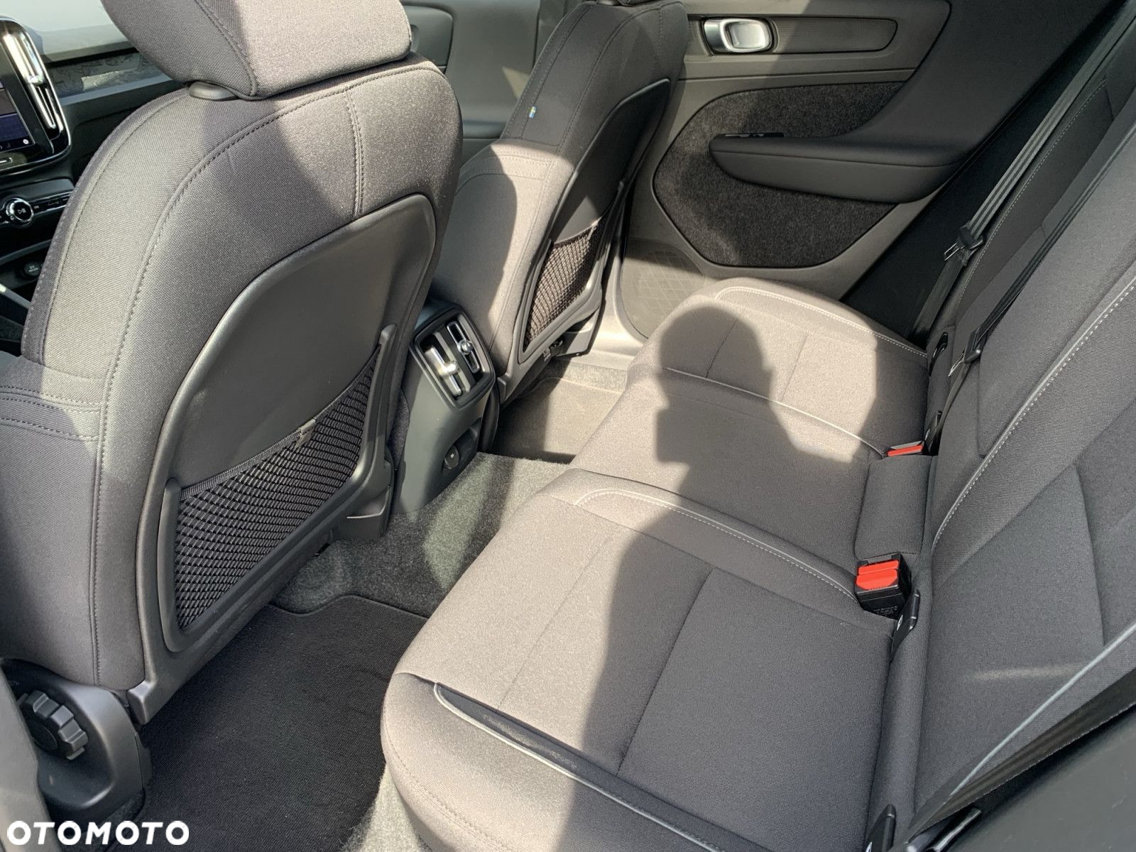 Volvo C40 - 18