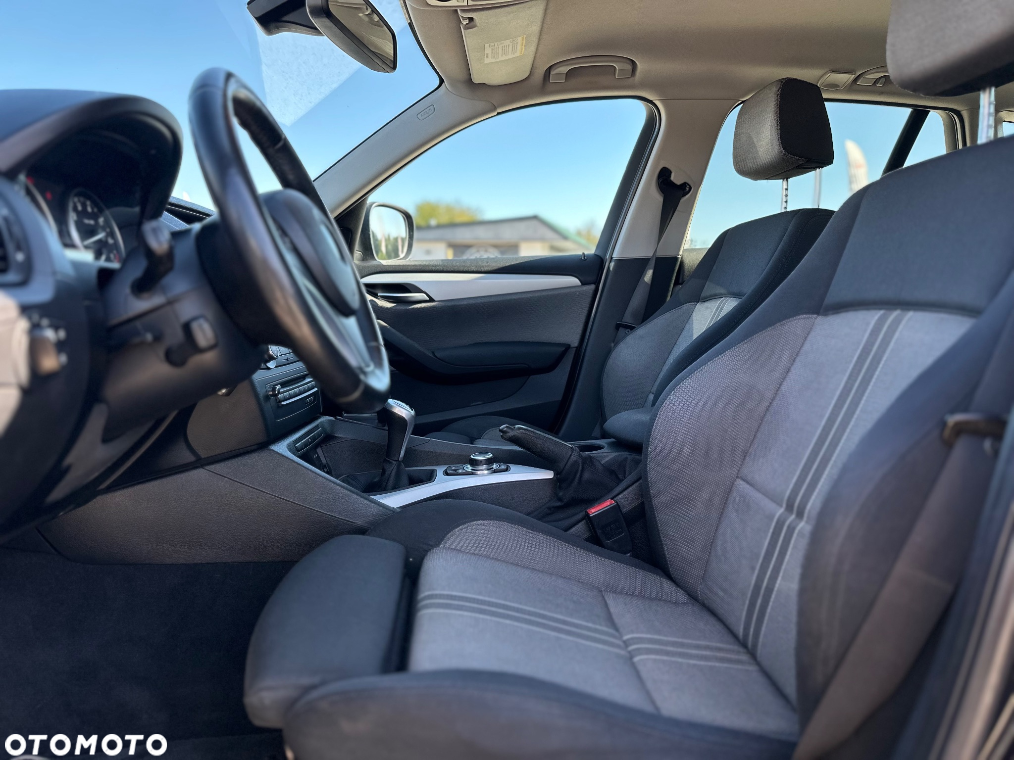 BMW X1 sDrive18i - 21