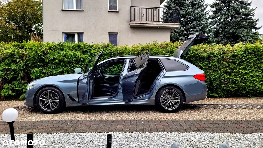 BMW Seria 5 520d M Sport - 6