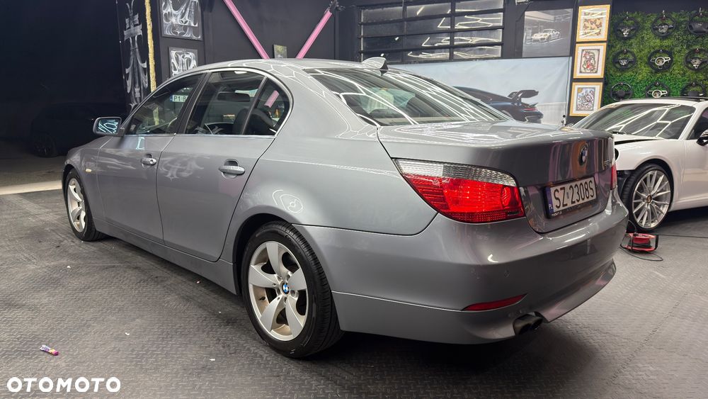 BMW Seria 5 525i - 16
