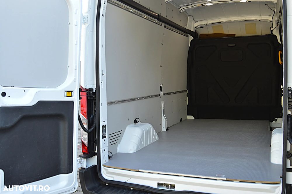 Ford E-TRANSIT L3H3 3500KG - 15