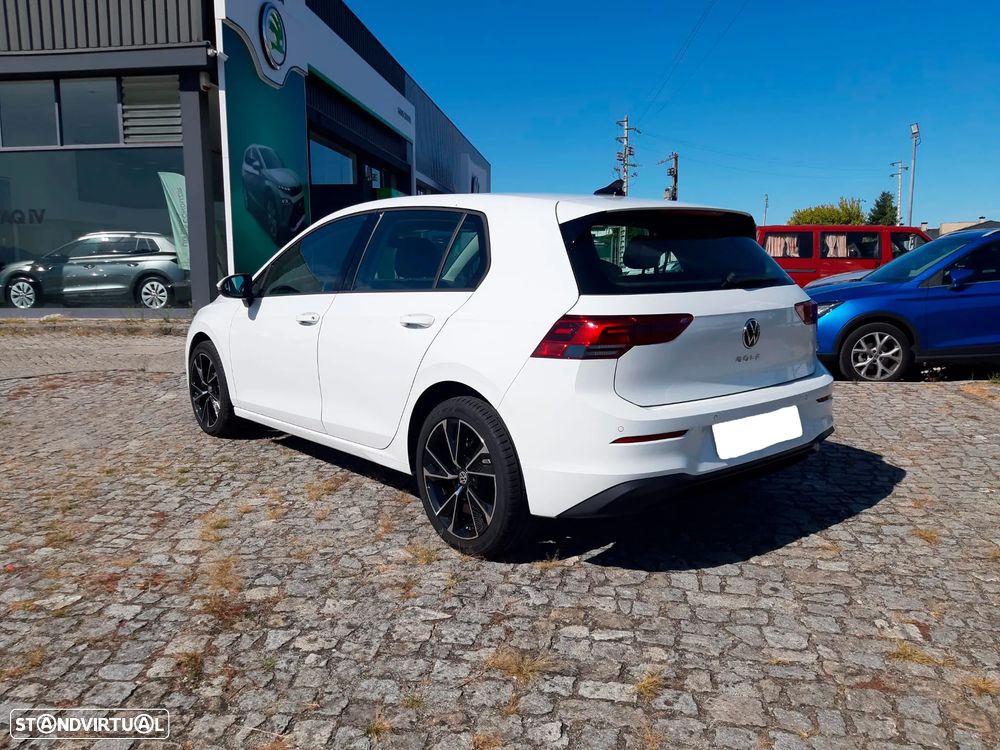 VW Golf 2.0 TDI Life DSG - 5