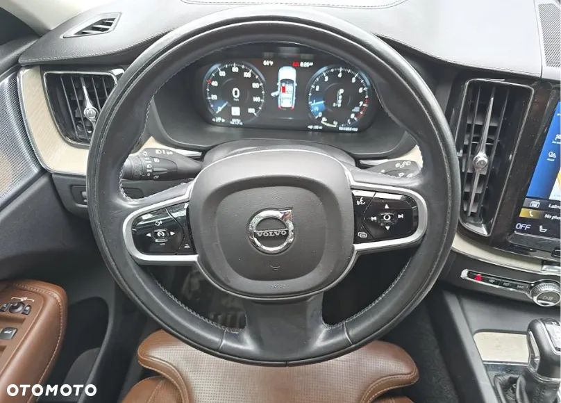 Volvo XC 60 T6 AWD Inscription - 8