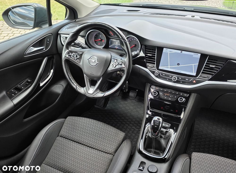 Opel Astra 1.4 Turbo Innovation - 12