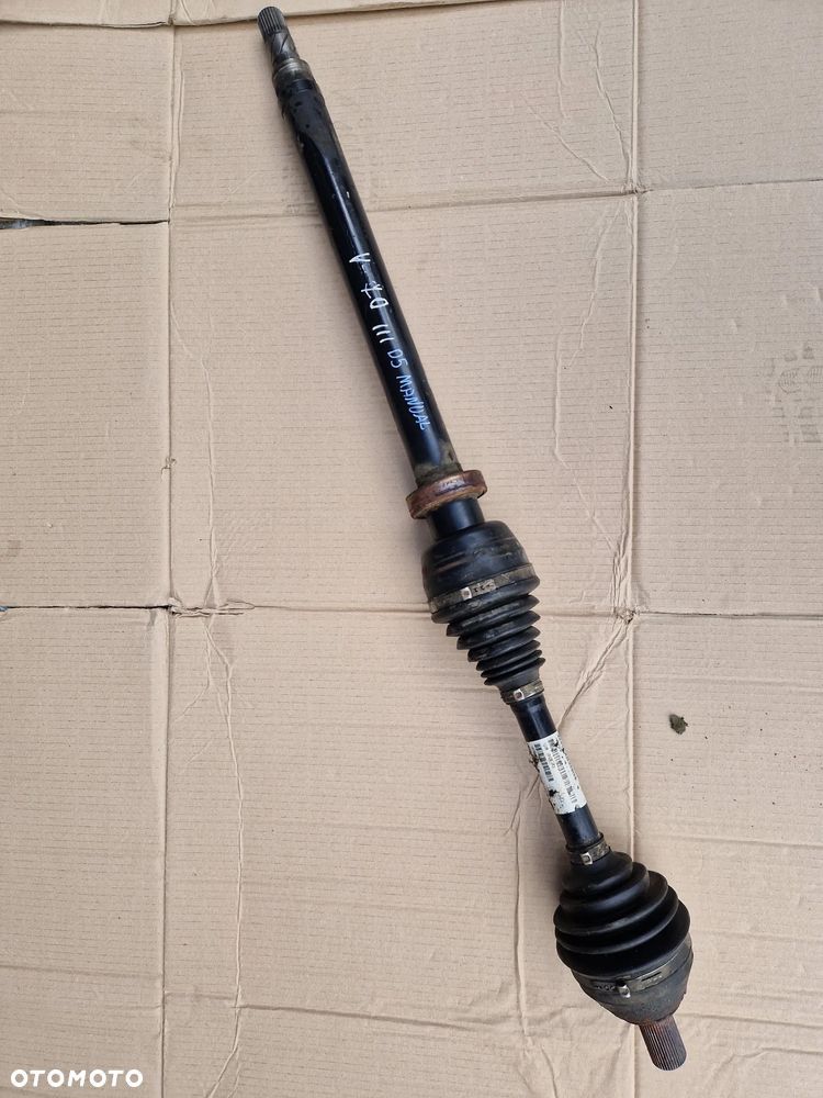 VOLVO S60 V60 S80 V70 2.4 D5 PÓŁOŚ PRAWA DŁUGA 30783202