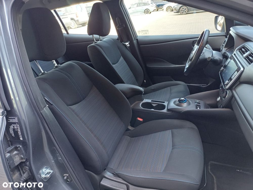 Nissan Leaf 40kWh Acenta - 13