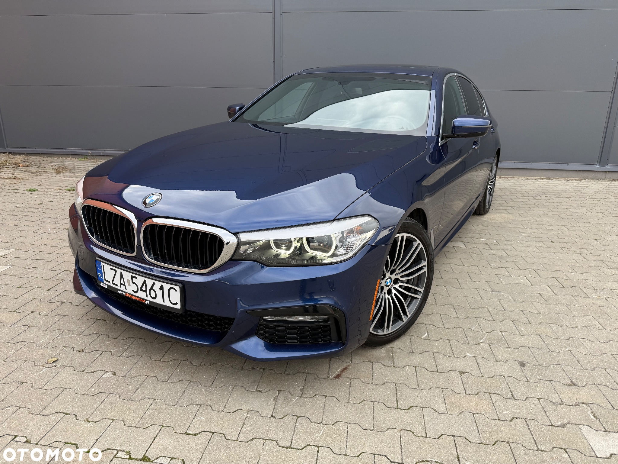 BMW Seria 5 530i xDrive M Sport sport - 2