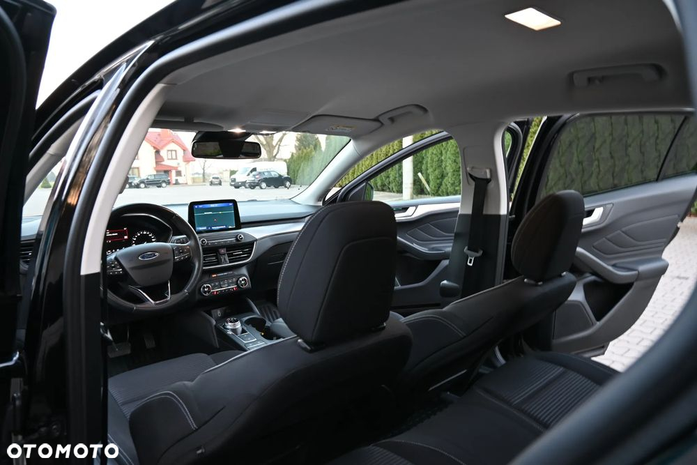 Ford Focus 2.0 TDCi Titanium ASS PowerShift - 37