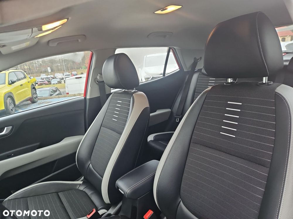 Kia Stonic 1.2 L - 11