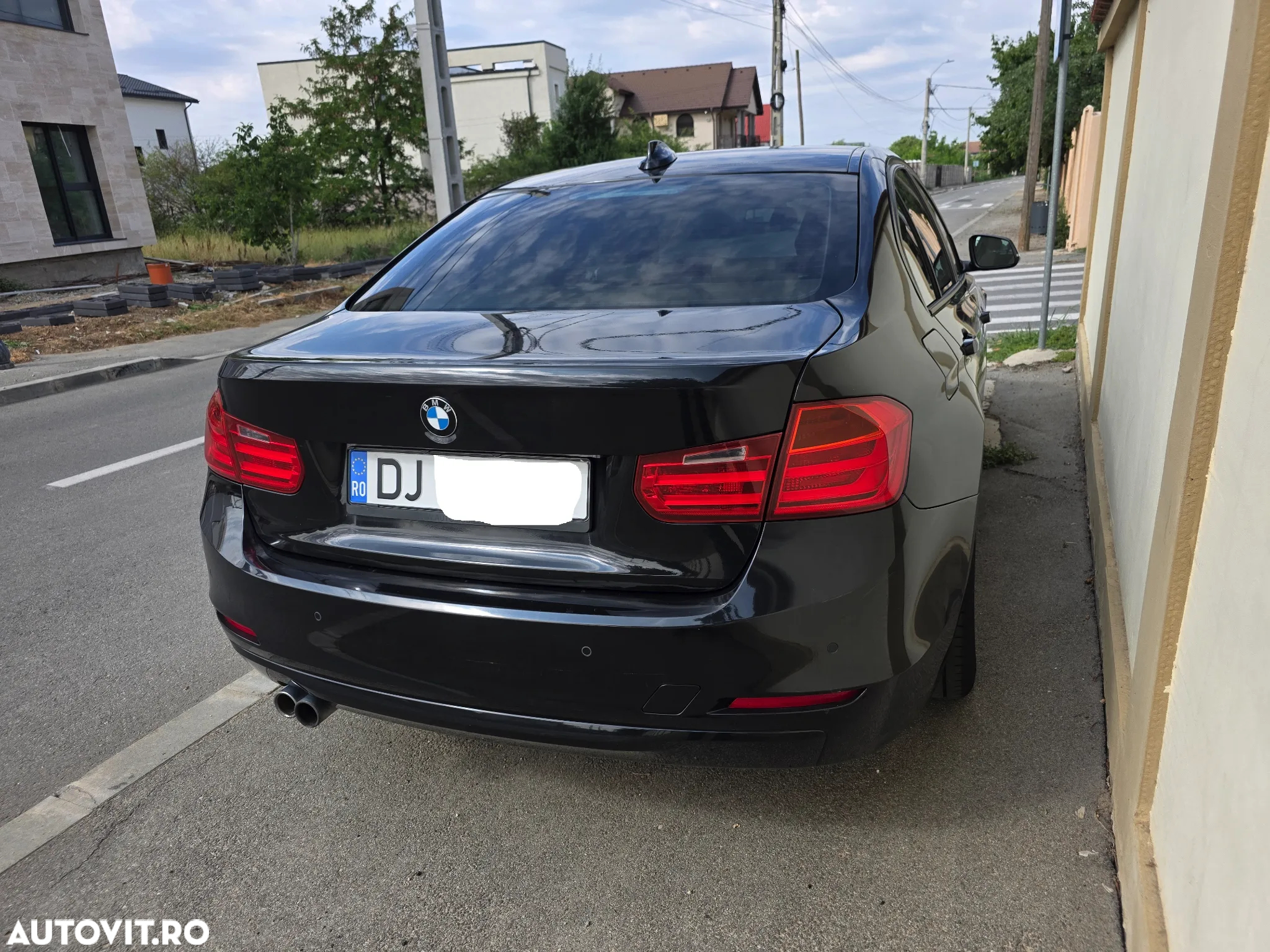 BMW Seria 3 328i xDrive Aut. - 3