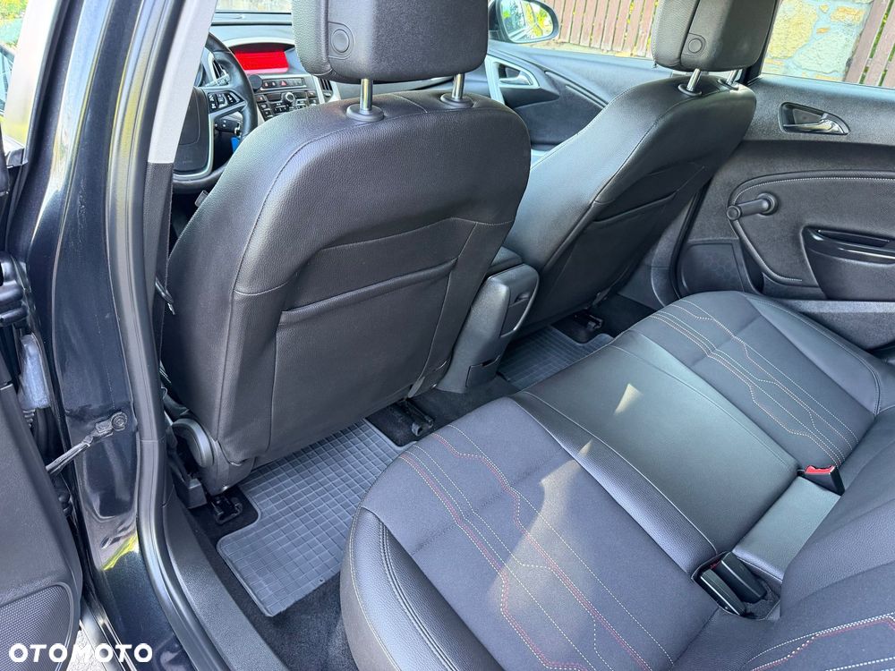 Opel Astra 1.4 Turbo 150 Jahre - 6