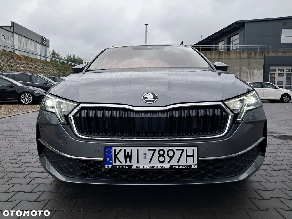 Skoda Octavia 1.5 TSI mHEV Selection DSG - 6