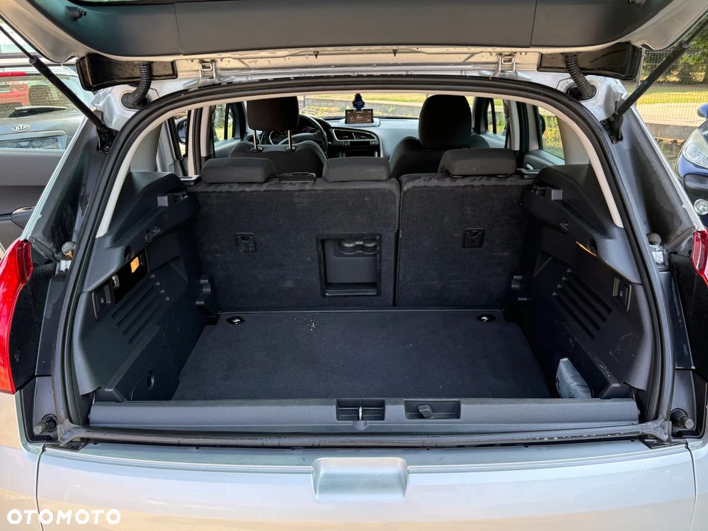 Peugeot 3008 HDi 115 Allure - 8