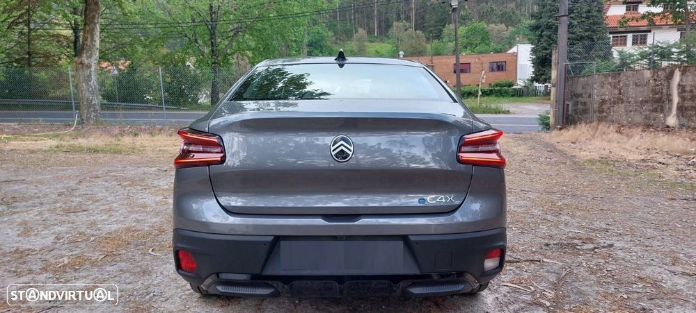 Citroën e-C4 X 54 kWh Autonomia Alargada Plus - 14