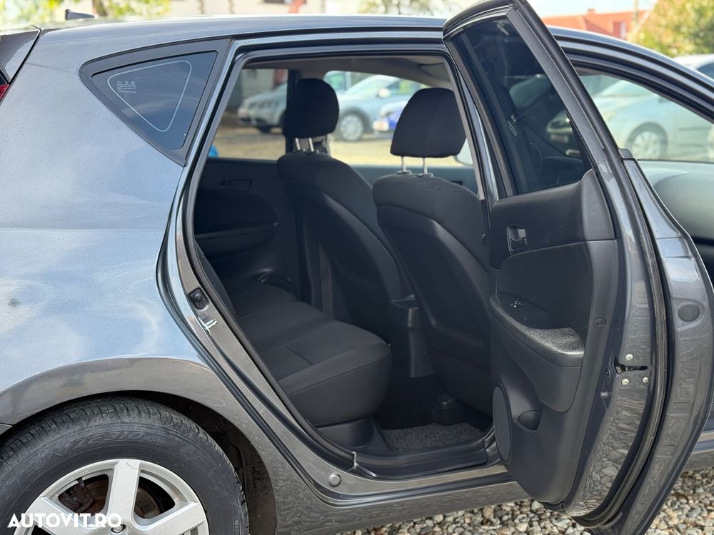 Hyundai i30 1.4 Edition Plus - 7