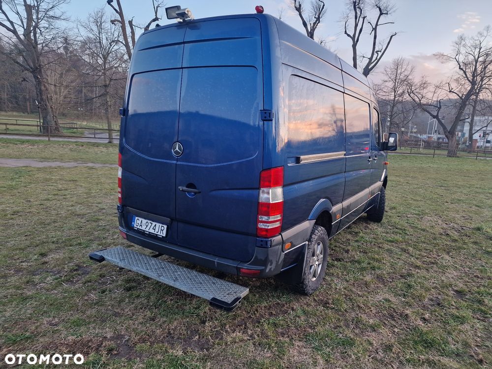 Mercedes-Benz Sprinter - 19