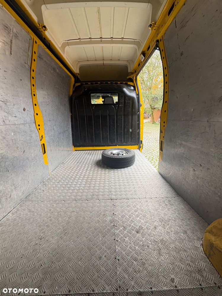 Renault Master - 24