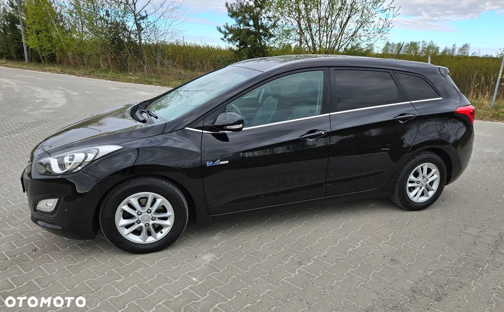 Hyundai i30 1.6 CRDi BlueDrive Premium - 2