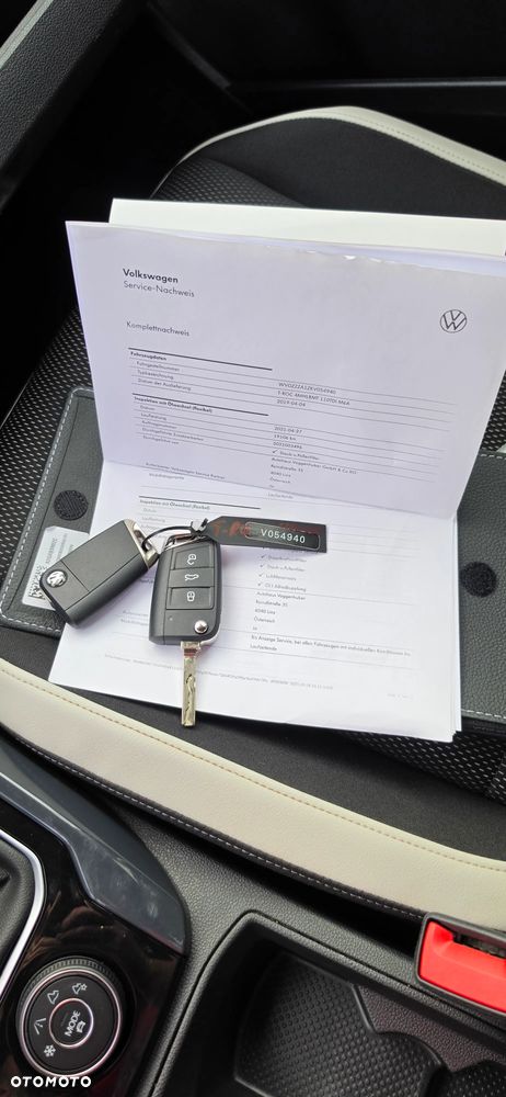 Volkswagen T-Roc - 36