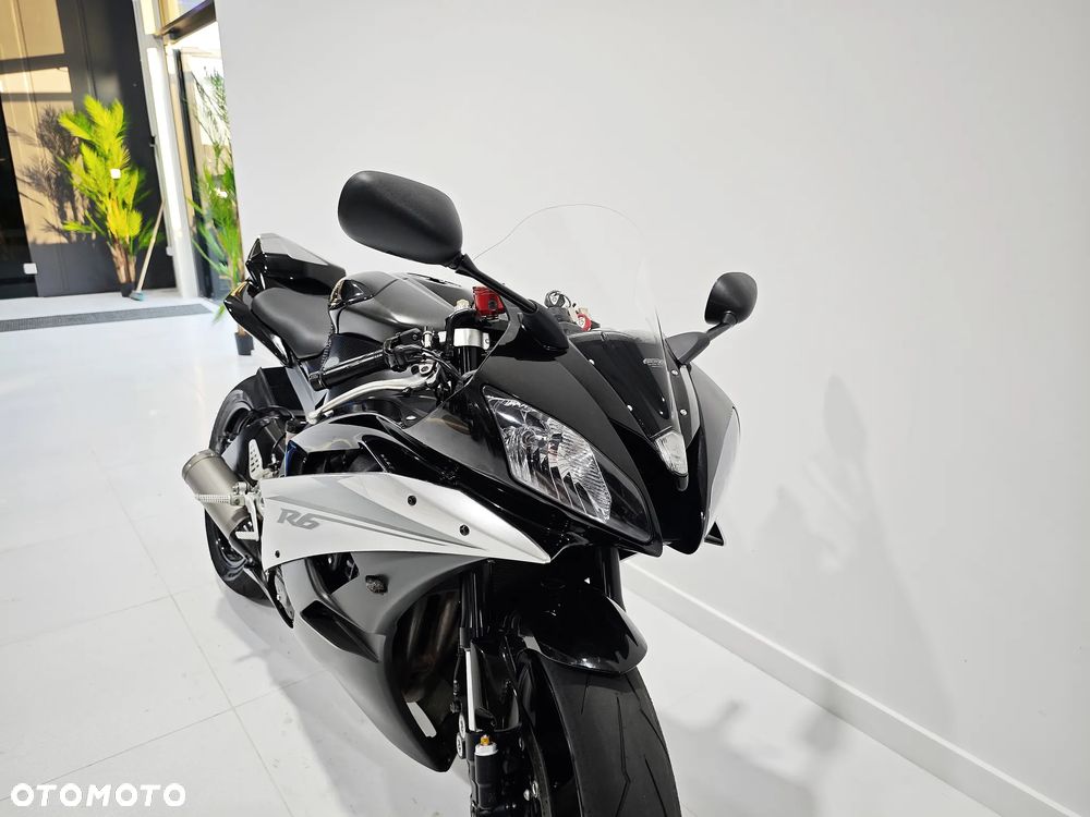 Yamaha R6 - 7