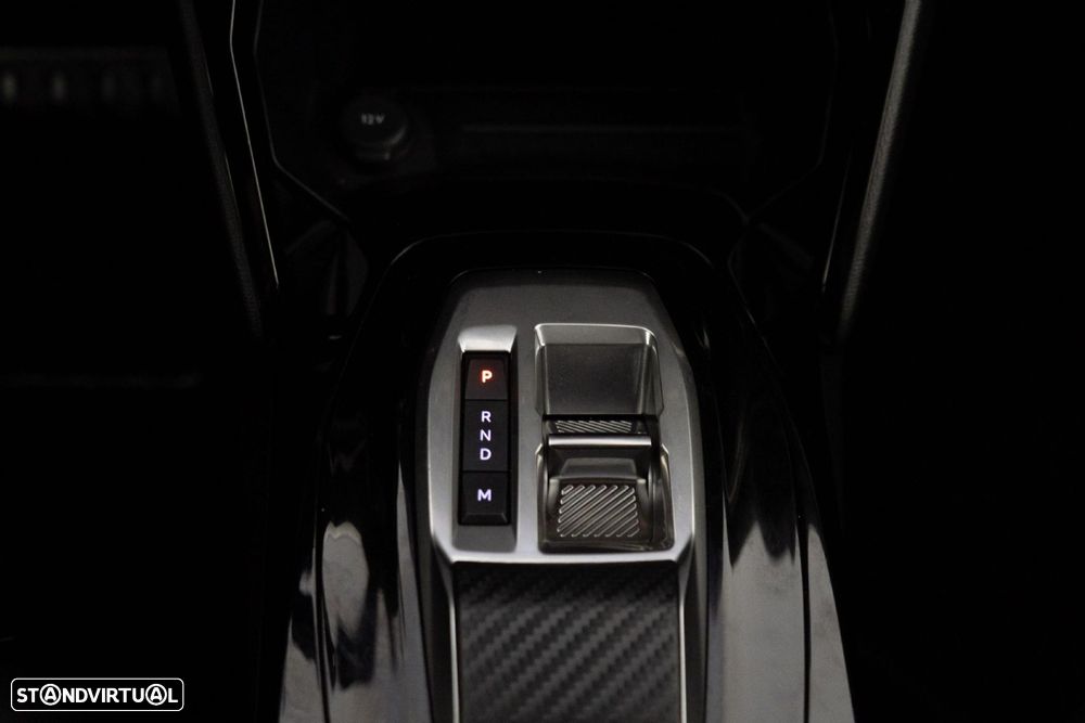 Peugeot 2008 1.2 PureTech Allure Pack EAT8 - 26