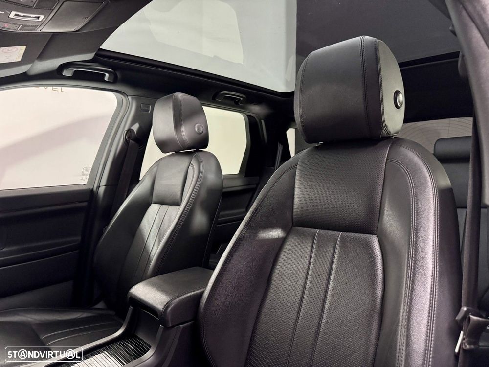 Land Rover Discovery Sport 2.0 D AWD R-Dynamic - 12