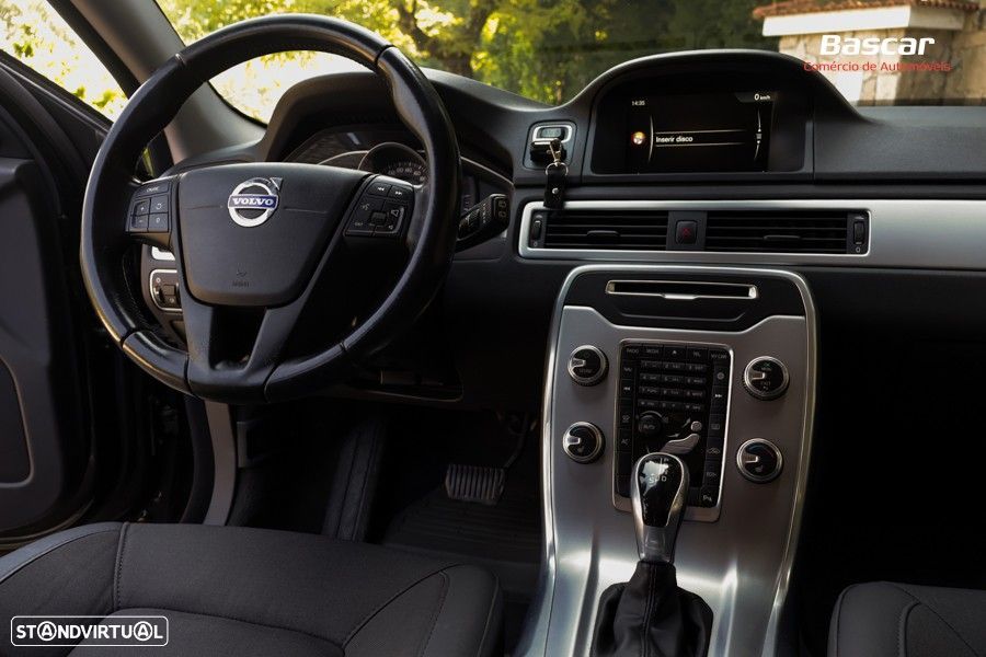 Volvo XC 70 D4 Geartronic Black Line - 34