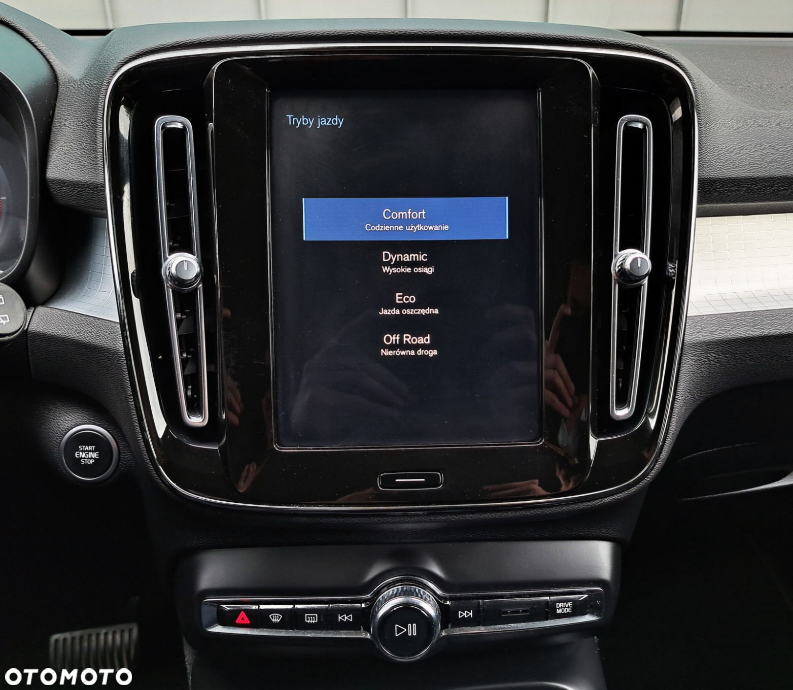 Volvo XC 40 - 21