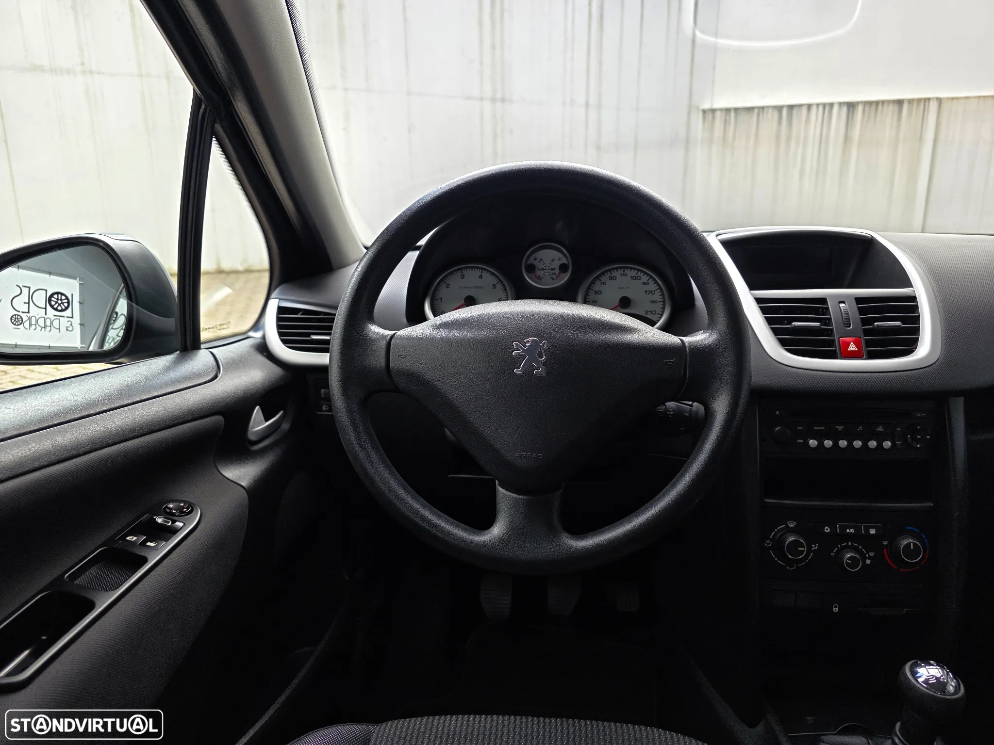 Peugeot 207 1.4 16V Active - 38