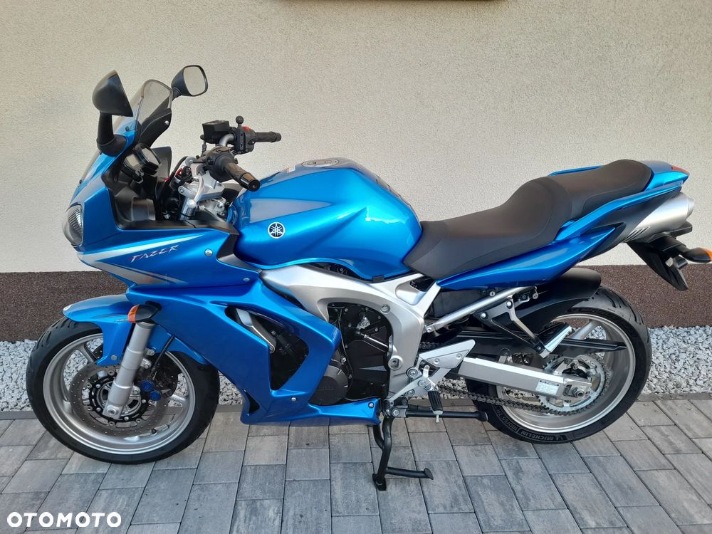 Yamaha FZ6 - 22