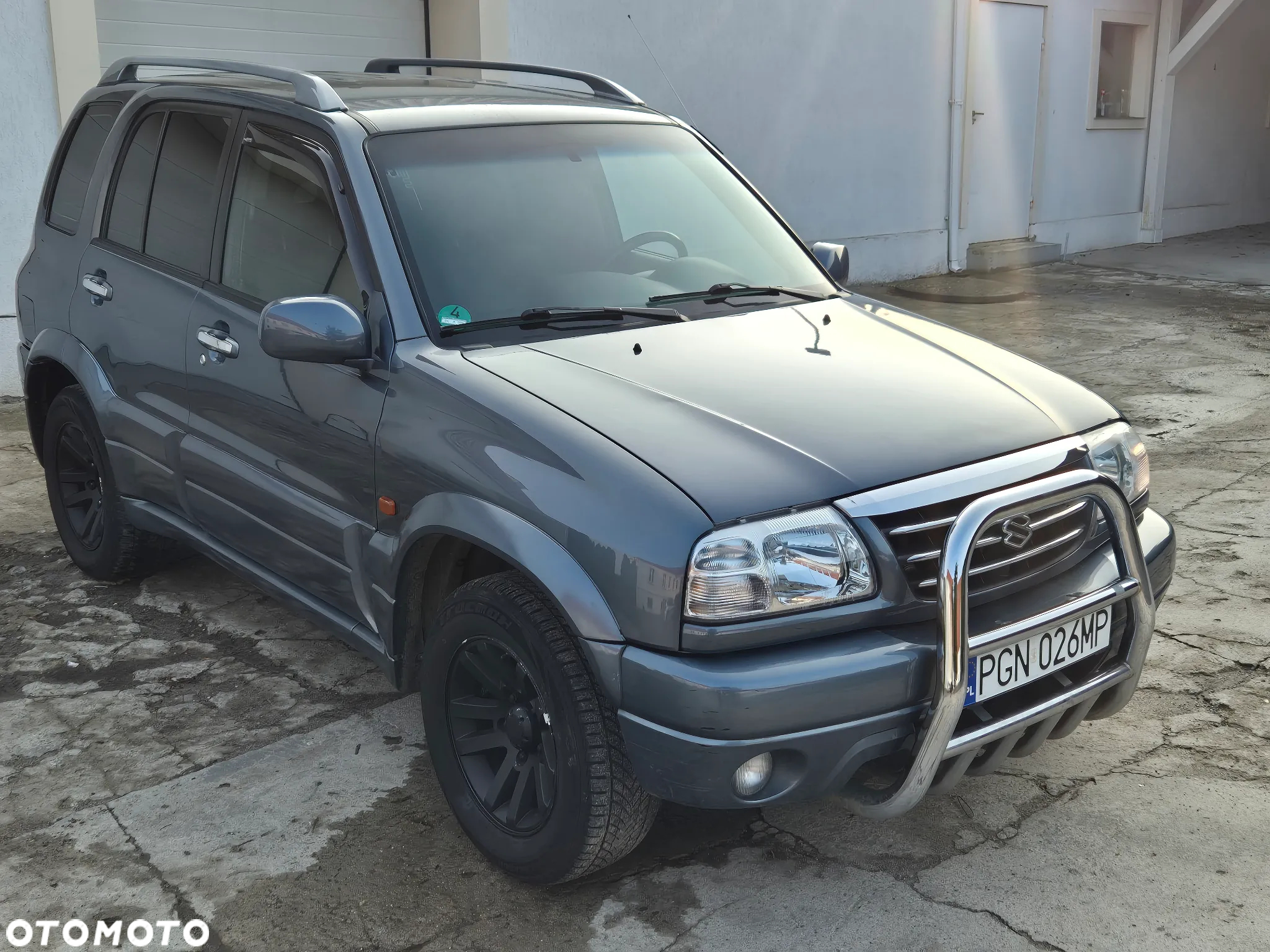 Suzuki Grand Vitara 2.5 V6 Comfort - 4