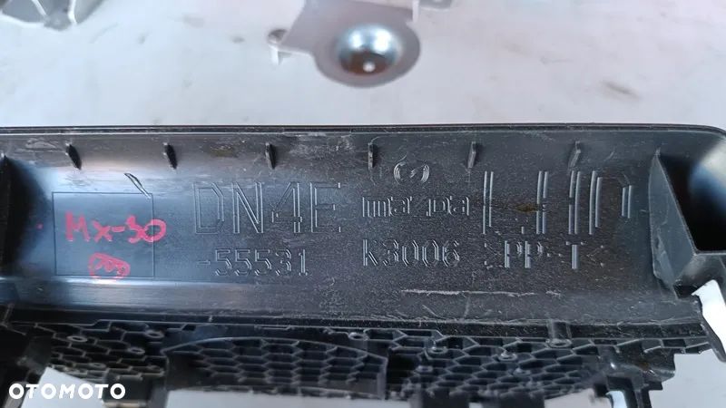 MAZDA MX-30 23r OSŁONA ZAŚLEPKA GŁOŚNIKA KONSOLI DN4E55531 - 3