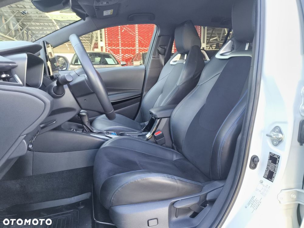 Toyota Corolla 1.8 Hybrid Executive - 10