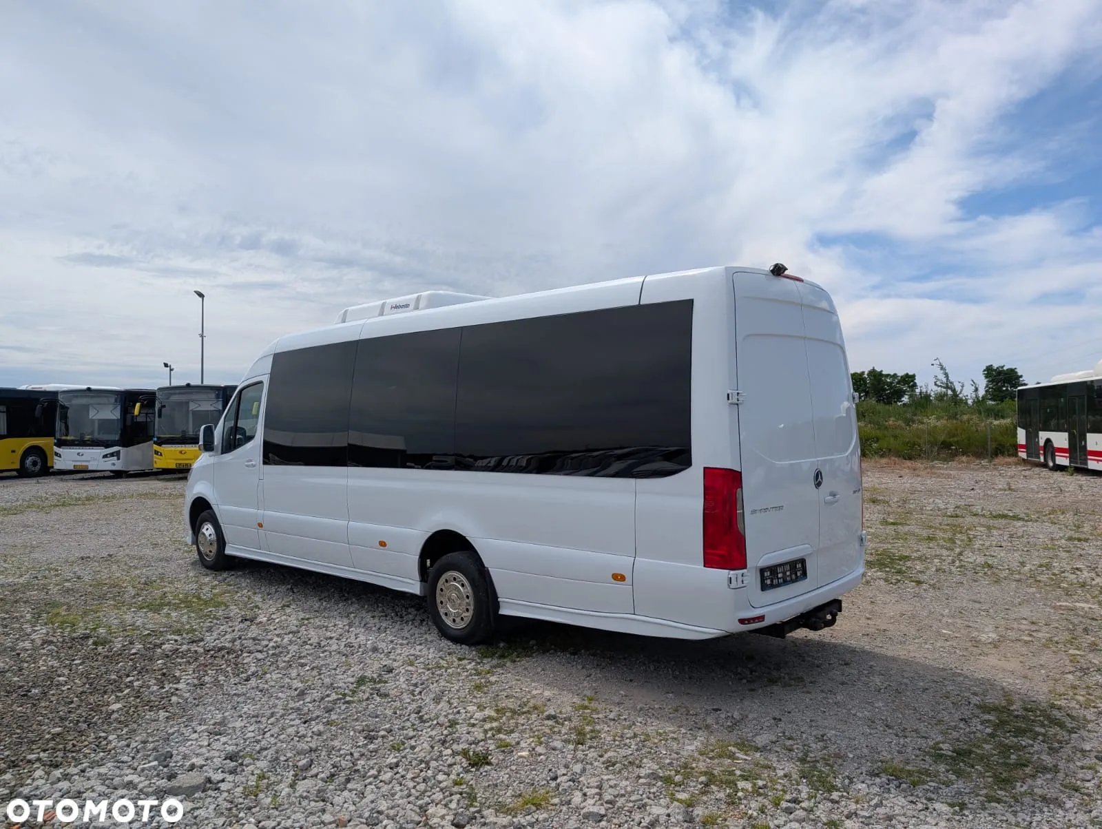 Mercedes-Benz Sprinter 517 - 8