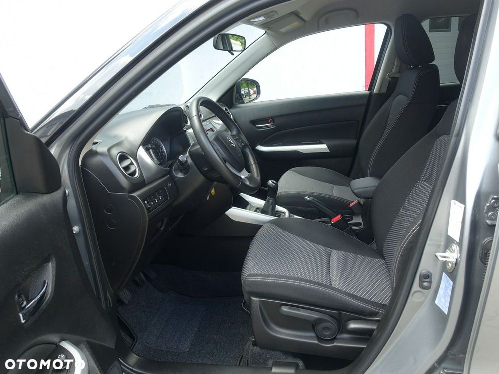 Suzuki Vitara 1.6 Premium 2WD - 8